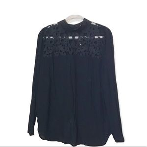 XXL Long Sleeve Who What Wear Black Linen Blouse w\Lace Cutout Neckline